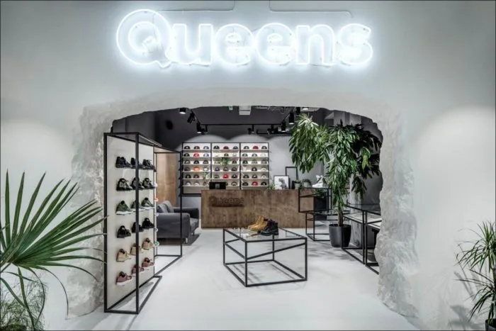The 3 main reasons Queens chose Mattermost over Slack for enterprise messaging